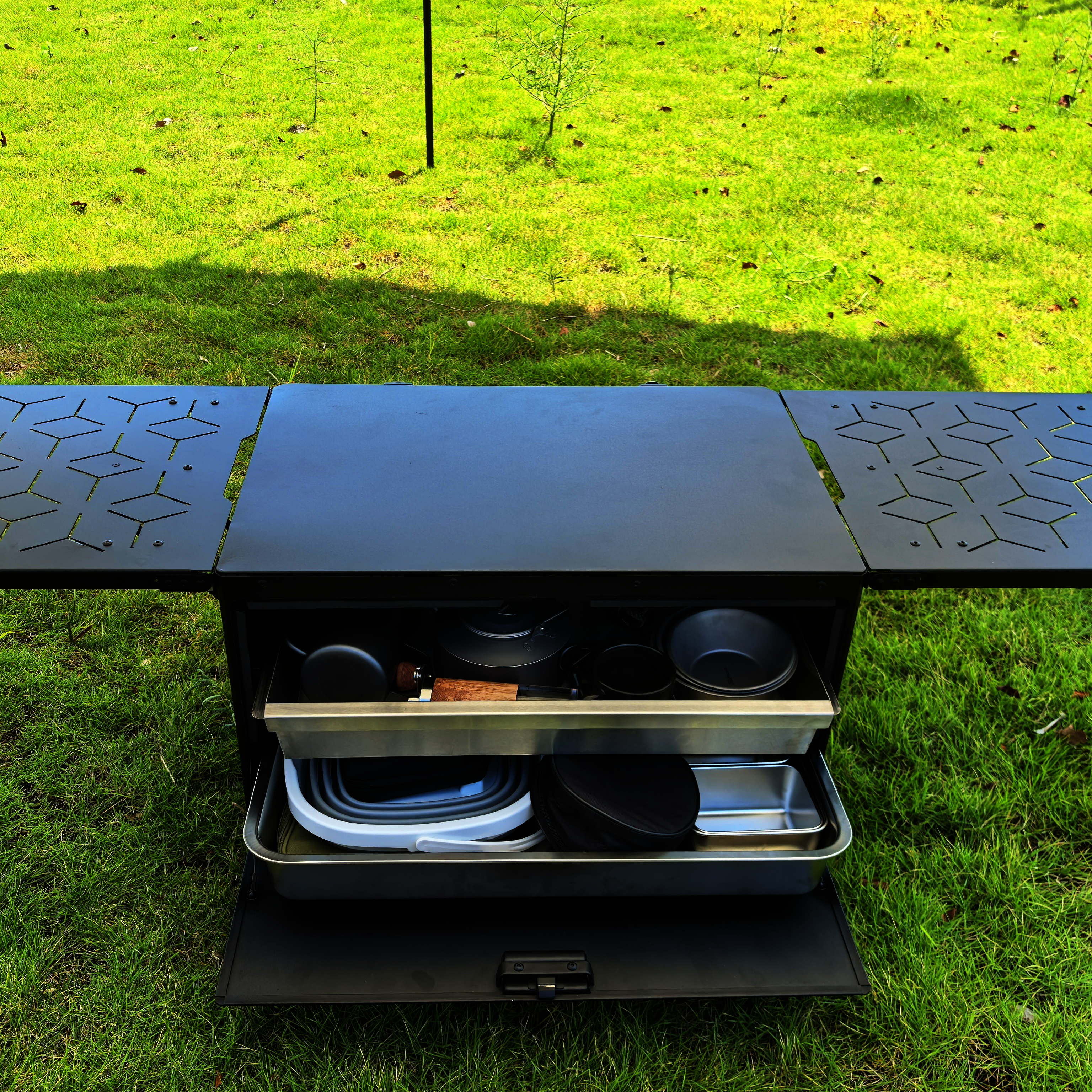Camping-Aufbewahrungsbox mit Erweiterungsplatine004.png